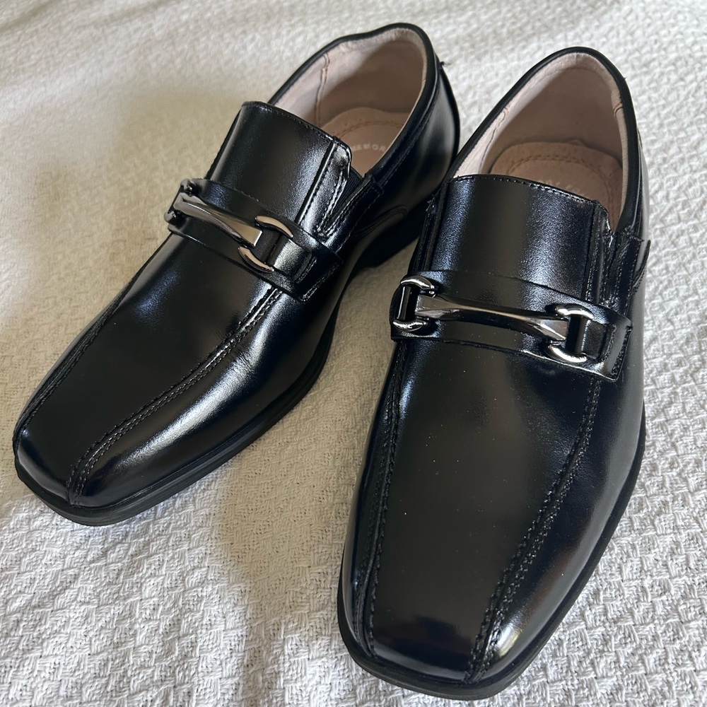 Boy’s Florsheim Black Dress Shoes Size 3 M